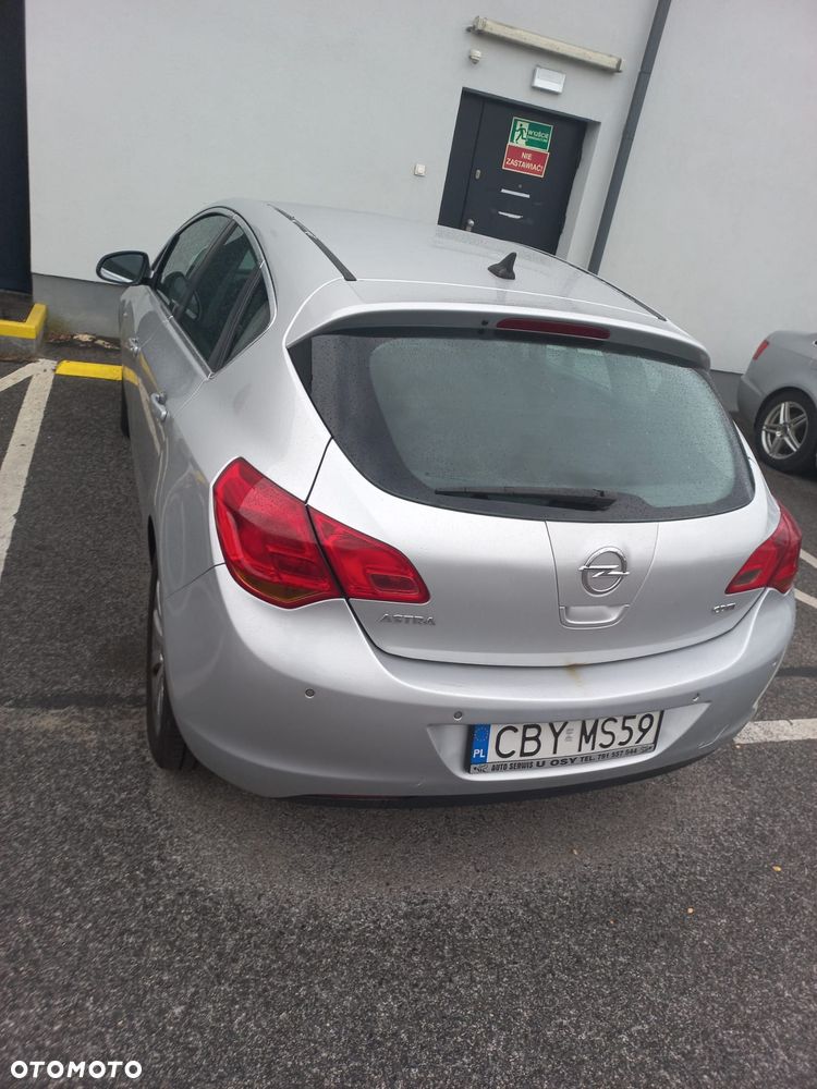 Opel Astra - 3