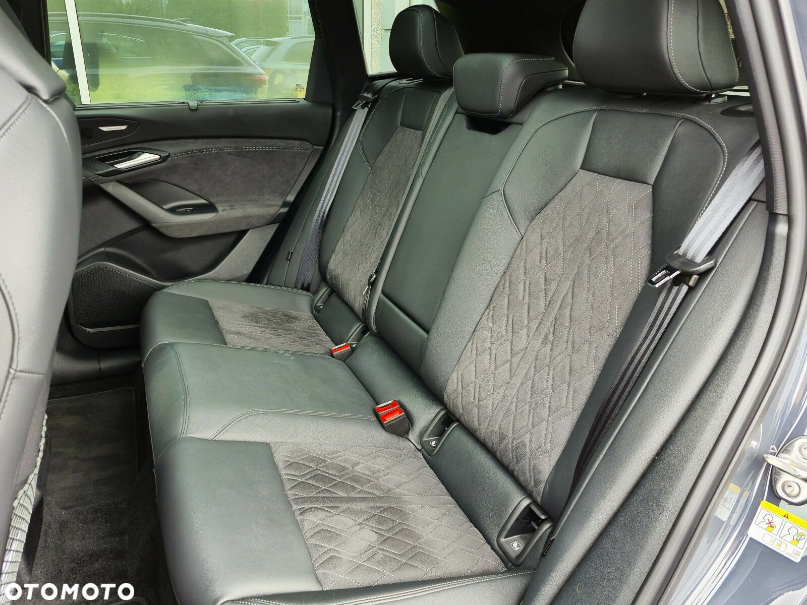 Audi Q6 e-tron - 27