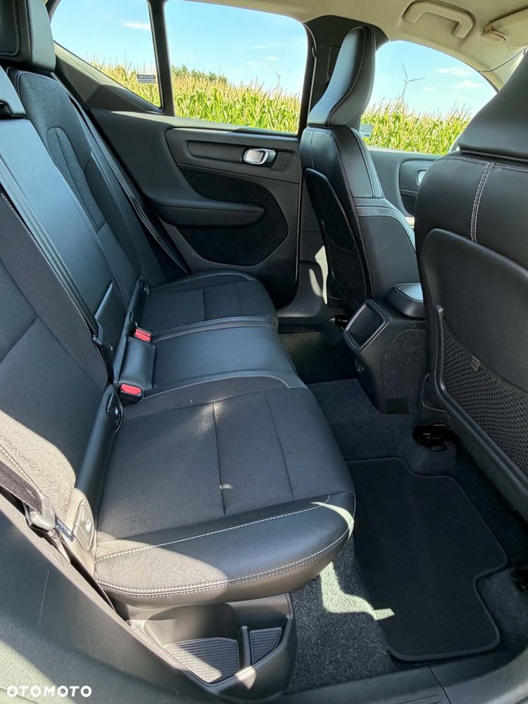 Volvo XC 40 - 6