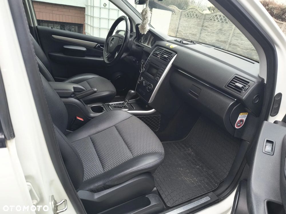 Mercedes-Benz Klasa B 180 CDI Autotronic - 4