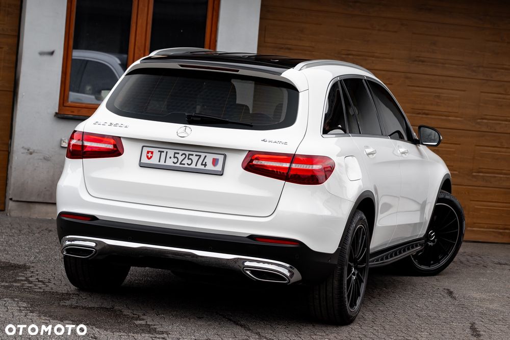 Mercedes-Benz GLC 250 d 4Matic 9G-TRONIC AMG Line - 9