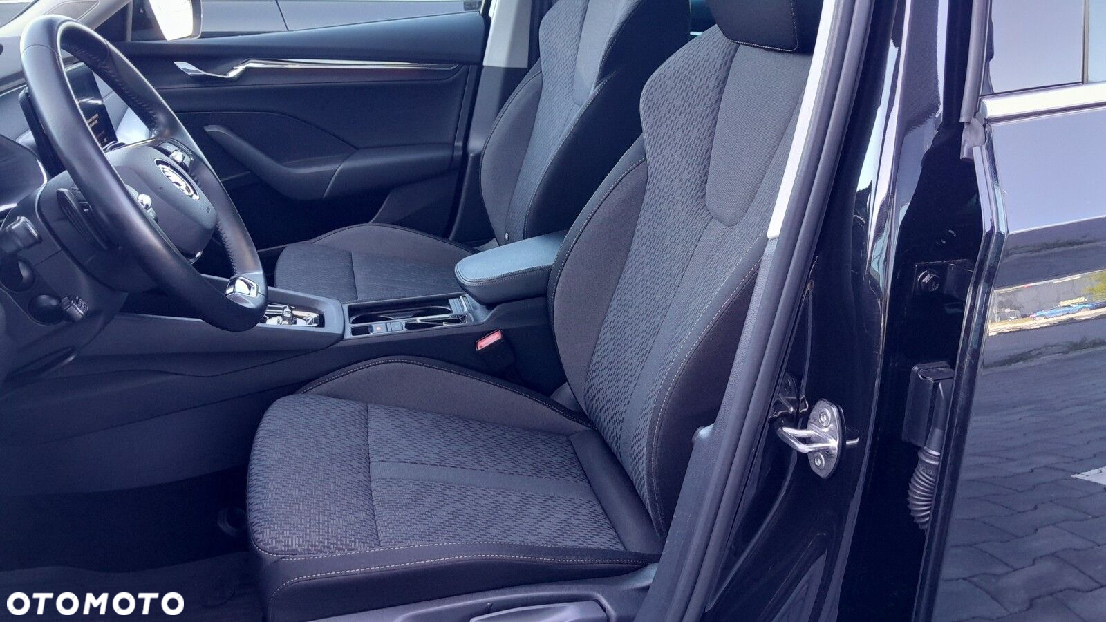 Skoda Octavia 2.0 TDI Style DSG - 23