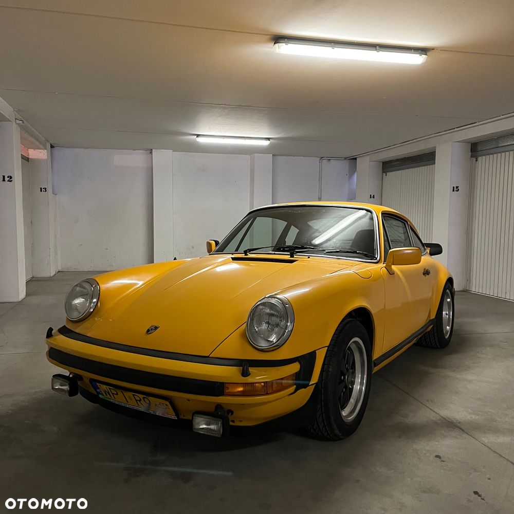 Porsche 911 - 1