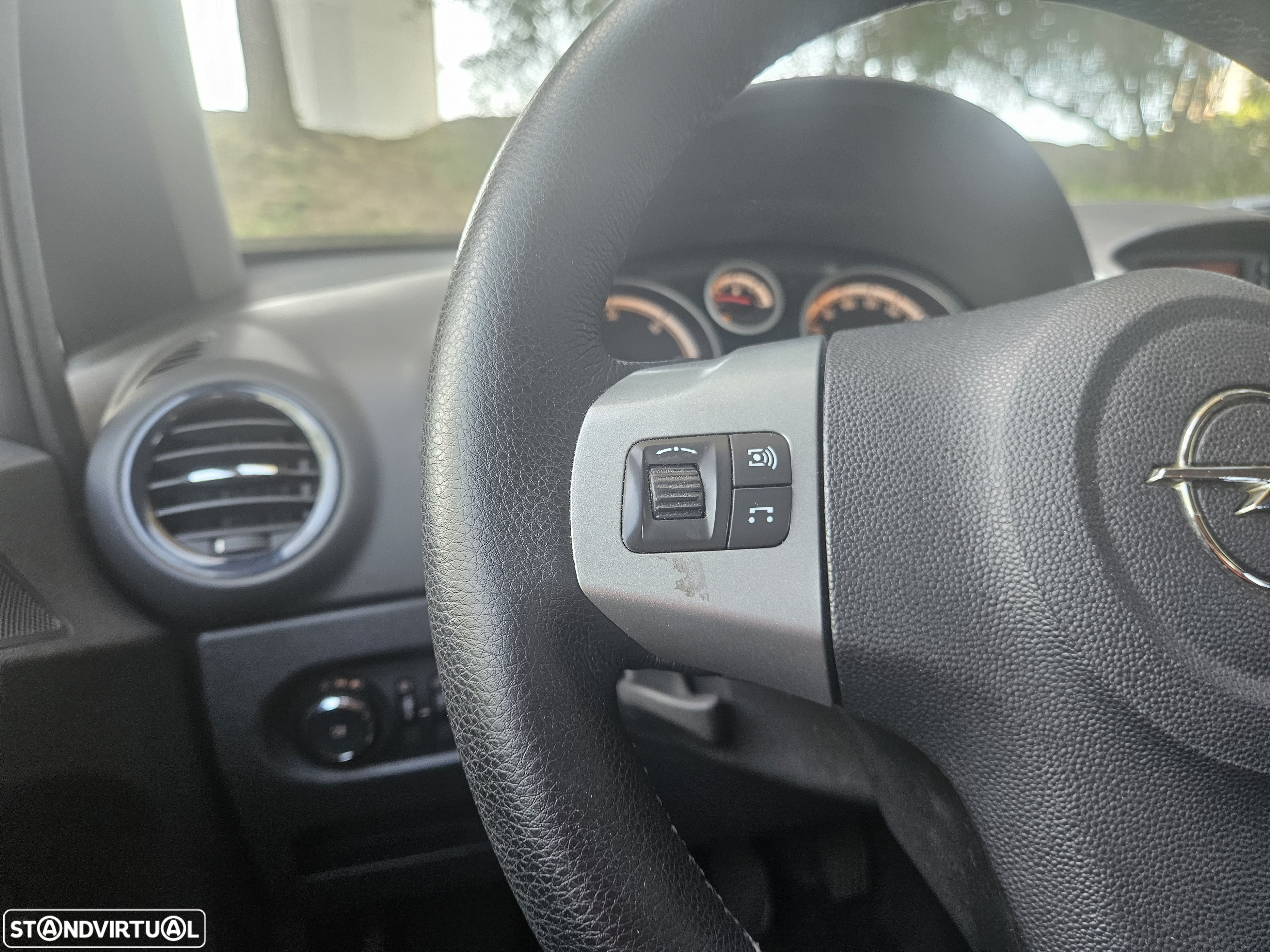 Opel Corsa 1.3 CDTi Enjoy EcoFLEX - 15