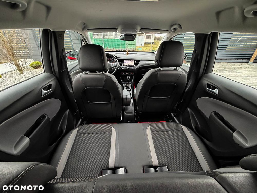 Opel Crossland X - 35