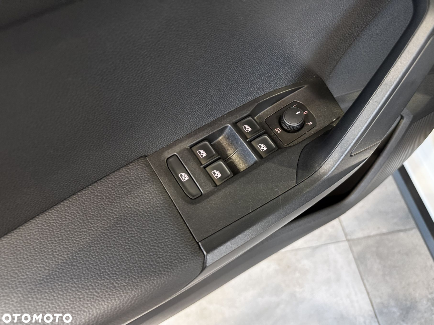 Seat Arona - 17