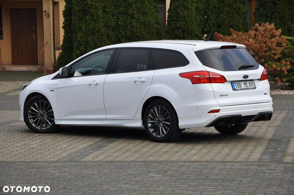 Ford Focus 1.5 EcoBoost STart-Stopp-System ST-LINE - 23