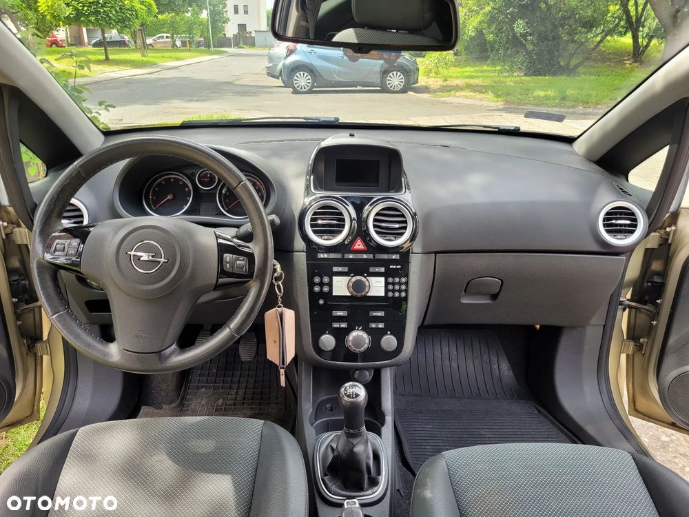 Opel Corsa 1.2 16V Innovation 110 Jahre - 10
