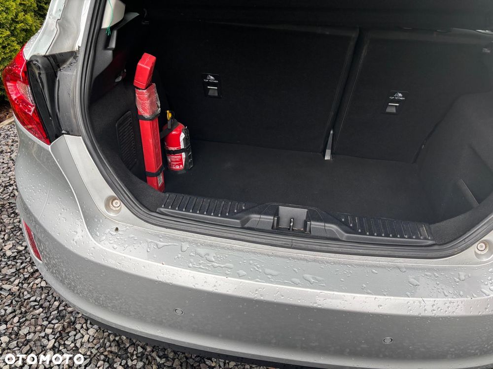Ford Fiesta 1.0 EcoBoost Titanium - 9