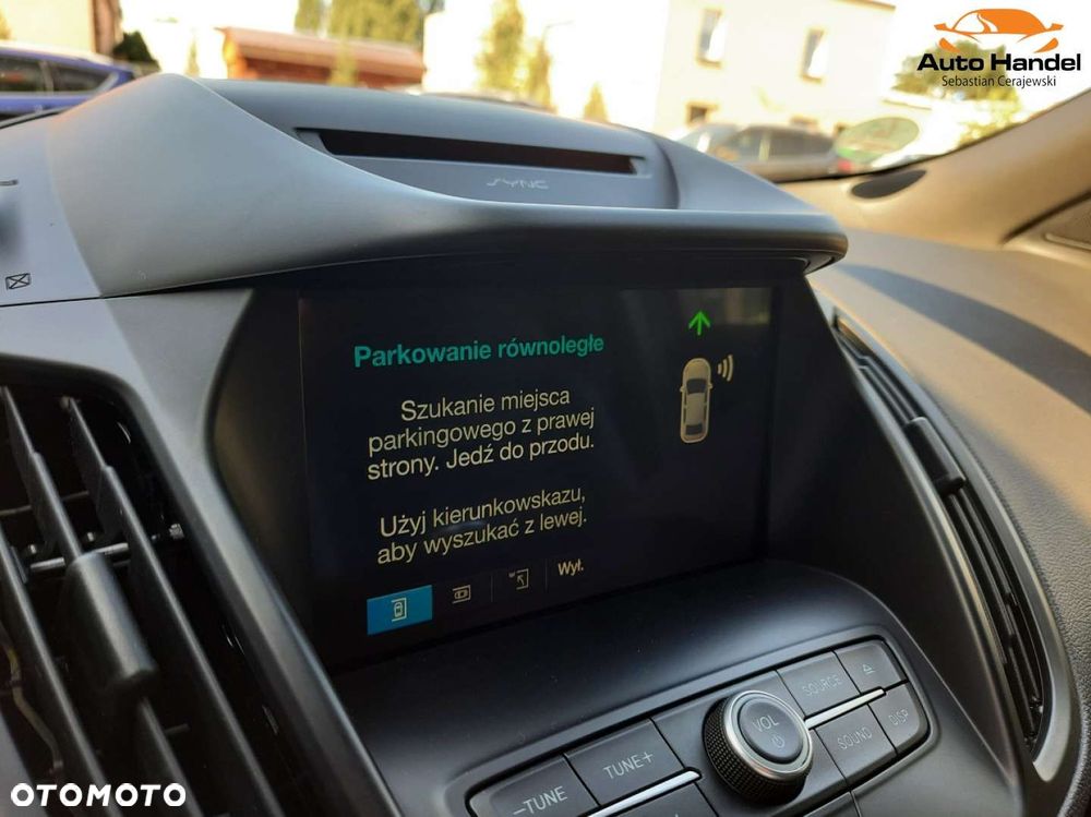 Ford Kuga 1.5 EcoBoost 2x4 ST-Line - 28