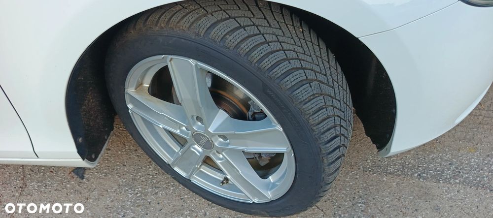 Volvo V40 T3 Drive-E Kinetic - 28