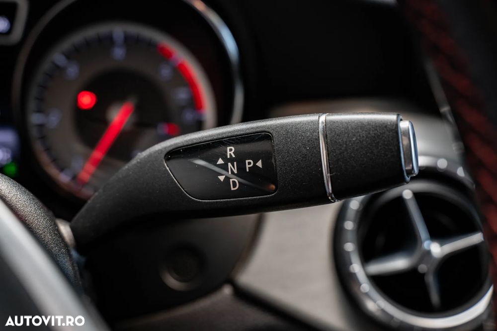 Mercedes-Benz CLA 220 CDI 7G-DCT Edition 1 - 27