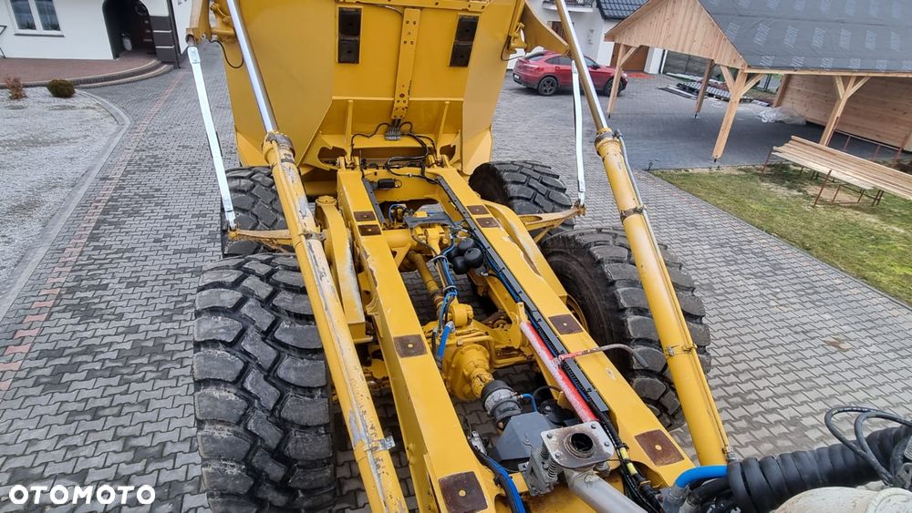 Bell B40E 6x6/ Maszyna sprowadzona - 24
