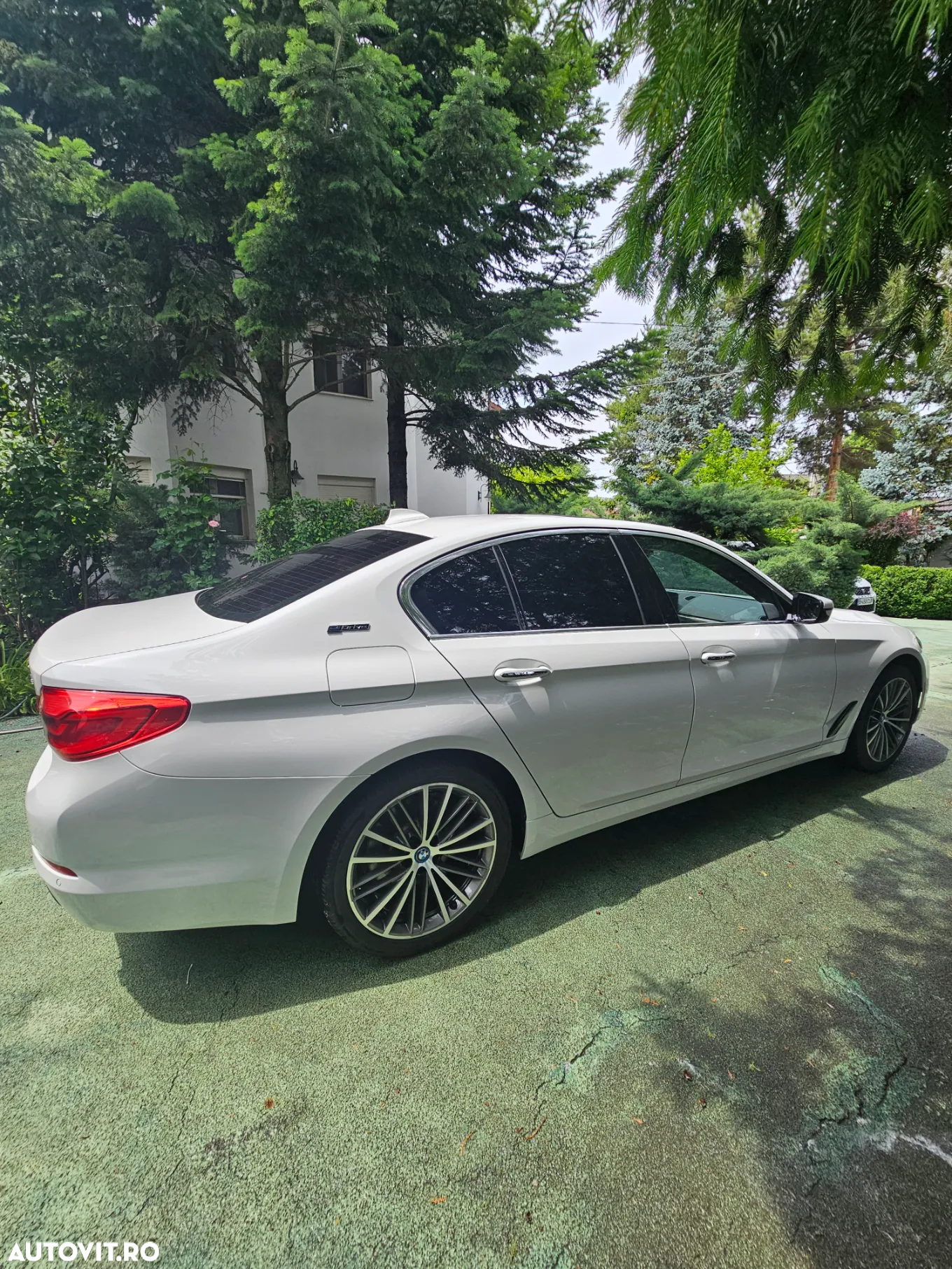 BMW Seria 5 530e AT PHEV - 3