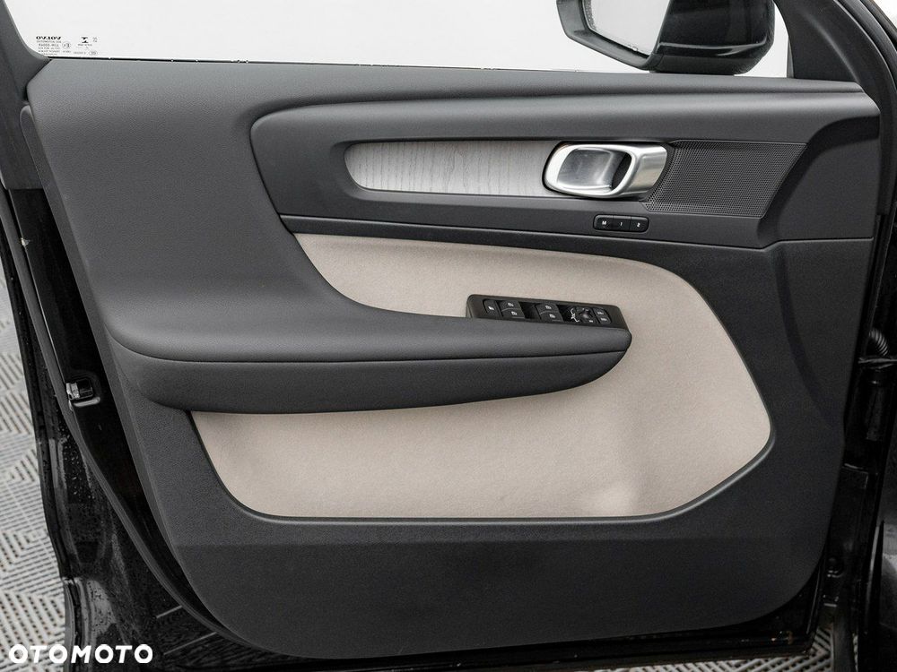 Volvo XC 40 - 13