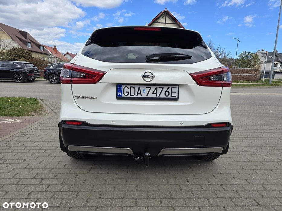 Nissan Qashqai 1.3 DIG-T Tekna DCT - 4