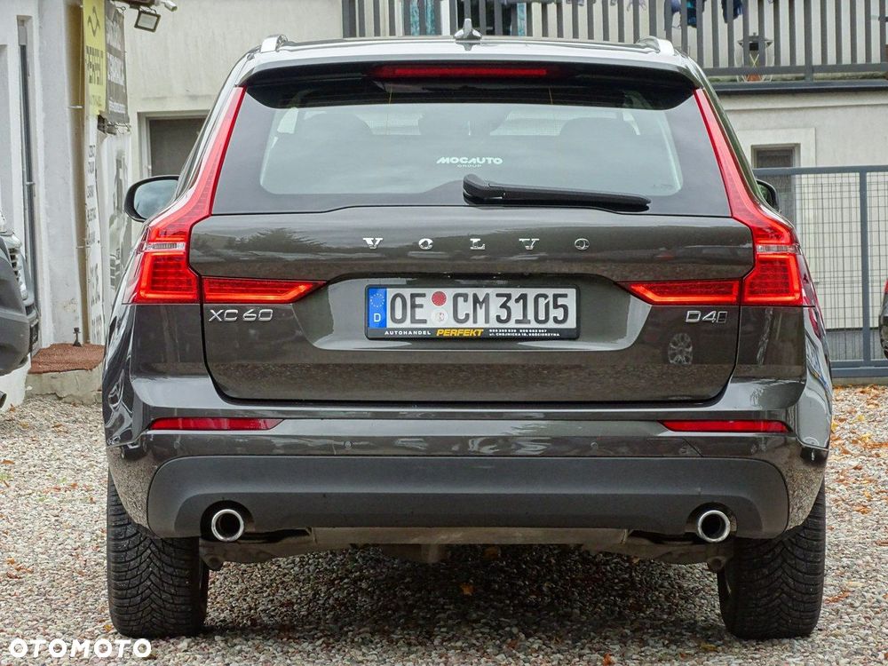 Volvo XC 60 D4 AWD Momentum - 10