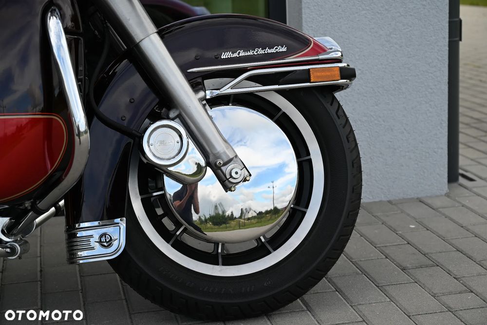 Harley-Davidson FLHTCU Ultra - 11