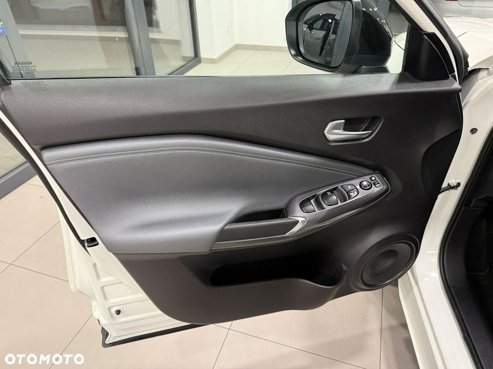Nissan Juke 1.0 DIG-T Tekna - 12