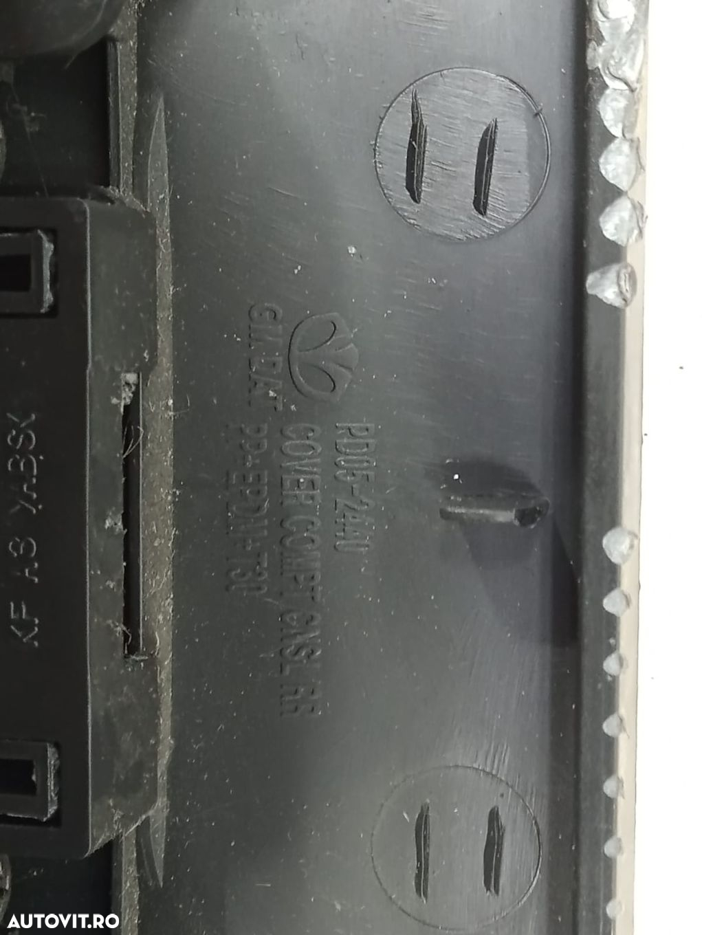 Consola centrala scrumiera PD05-2440 Chevrolet Captiva 1  [din 2006 pana  2011] - 3