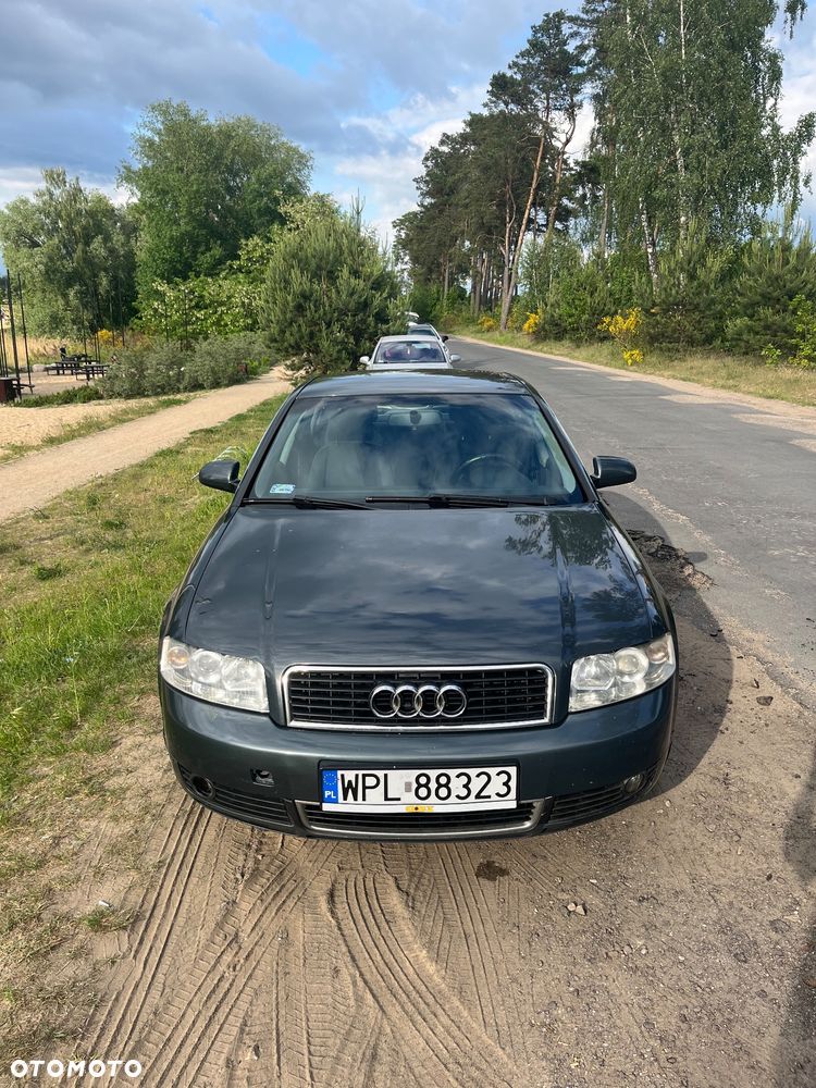 Audi A4 Limousine - 2