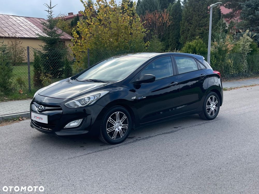 Hyundai i30 blue 1.6 CRDi Style - 35