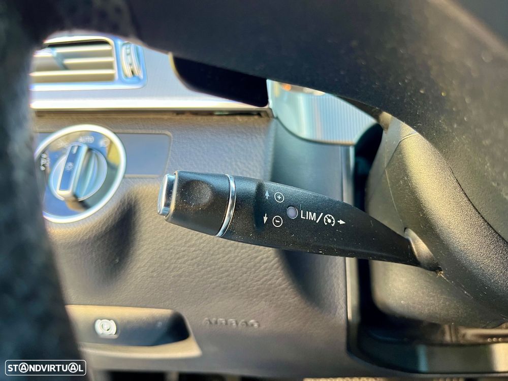 Mercedes-Benz E 300 Bluetec Hybrid Avantgarde - 38