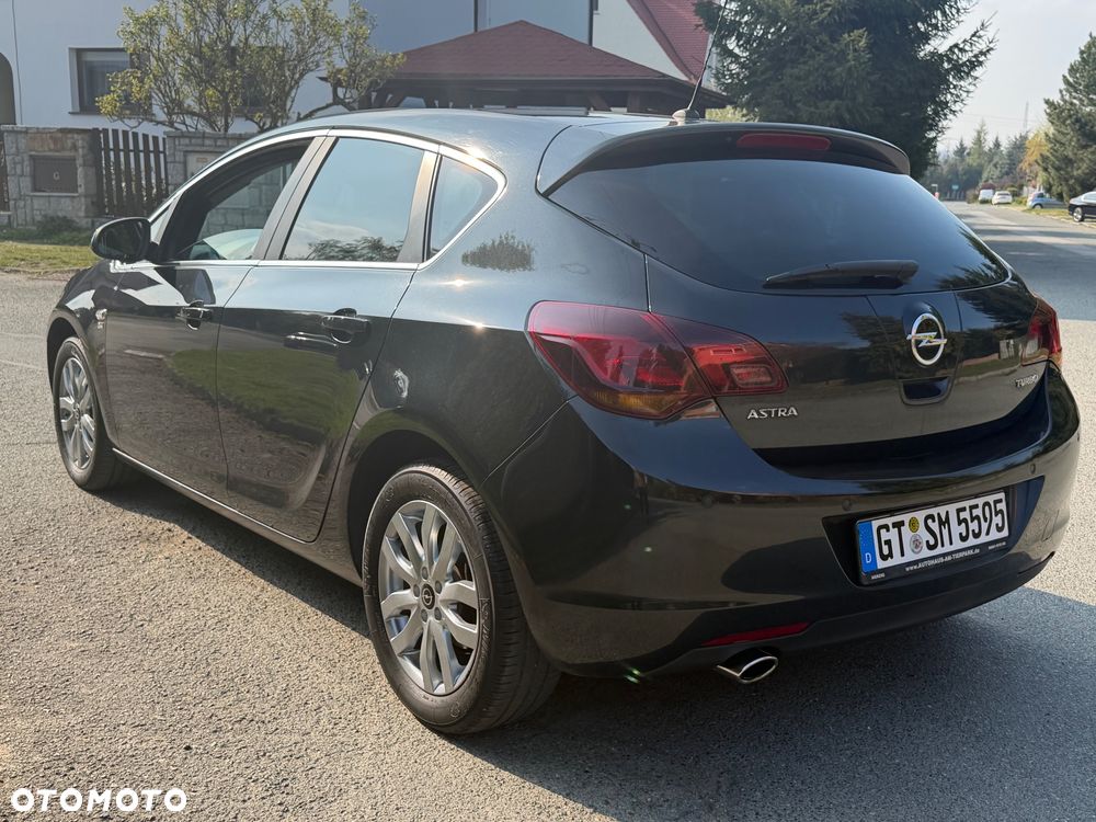 Opel Astra 1.4 Turbo 150 Jahre - 5
