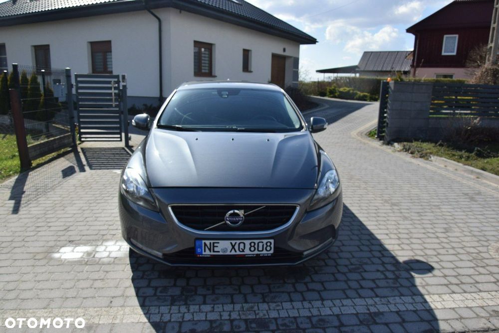 Volvo V40 D2 - 4