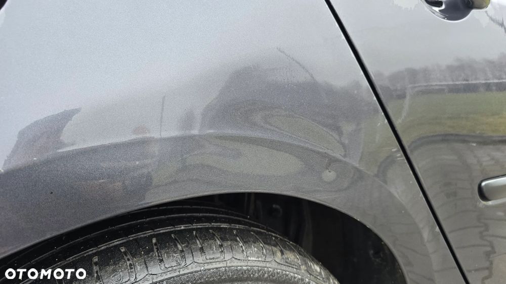 Renault Laguna 2.0 dCi Dynamique - 10