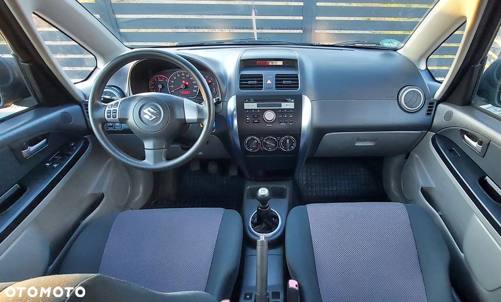 Suzuki SX4 1.6 VVT 4x2 Comfort - 24