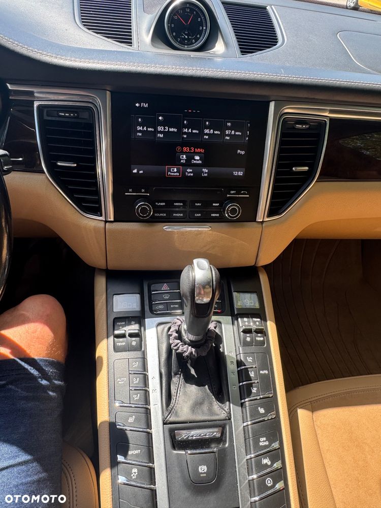 Porsche Macan Standard - 8