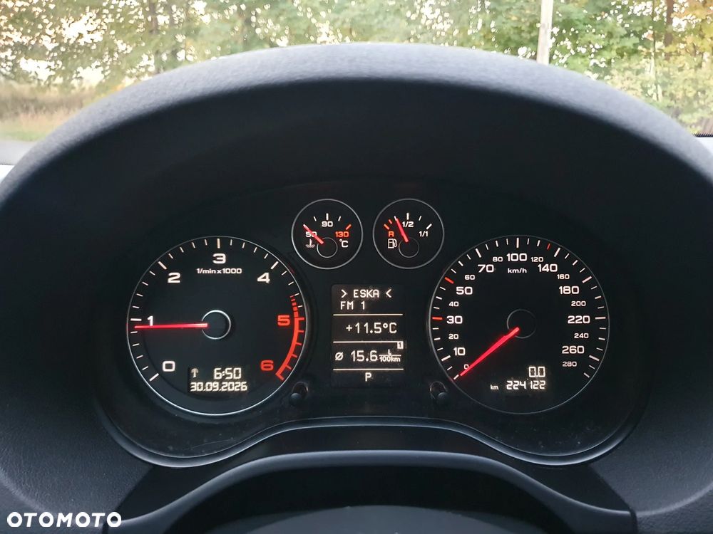 Audi A3 Sportback 2.0 TDI DPF S tronic Ambiente - 12
