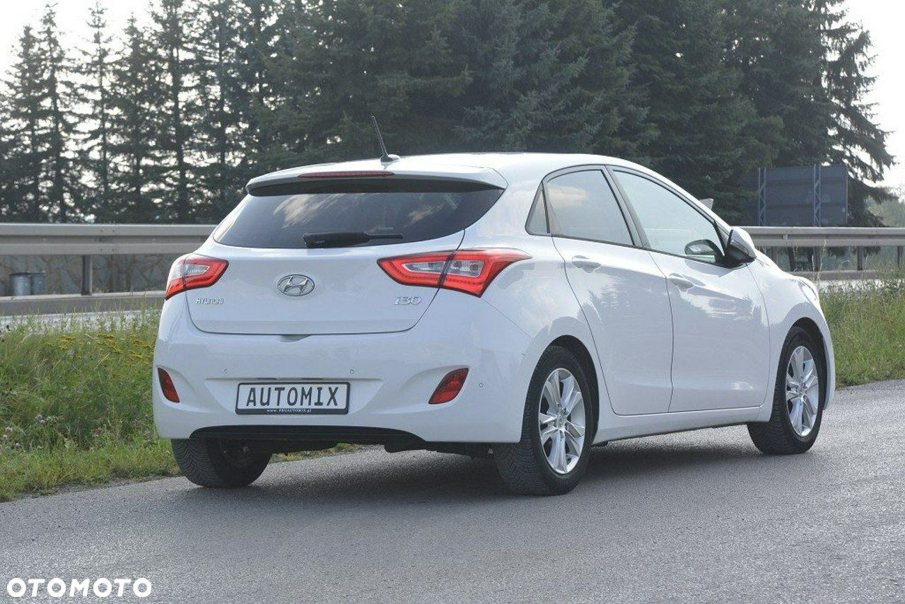 Hyundai i30 1.6 CRDi BlueDrive Go - 9