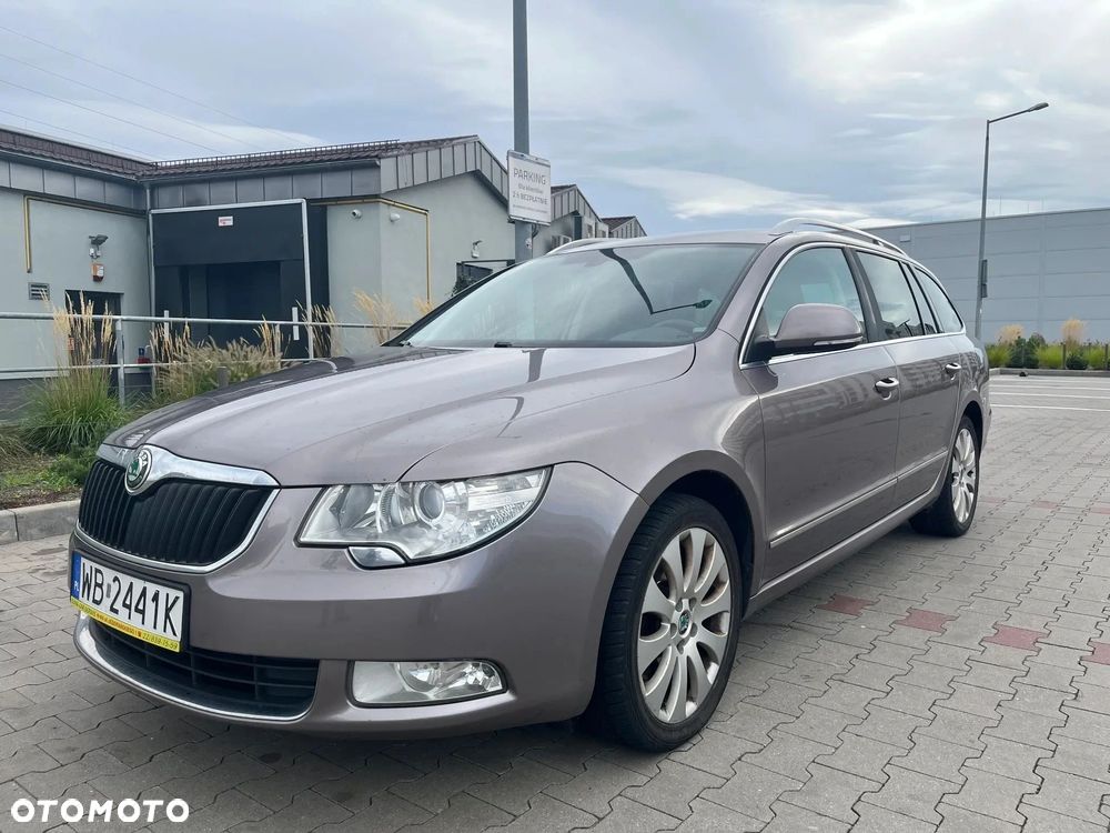 Skoda Superb 2.0 TDI Elegance - 1