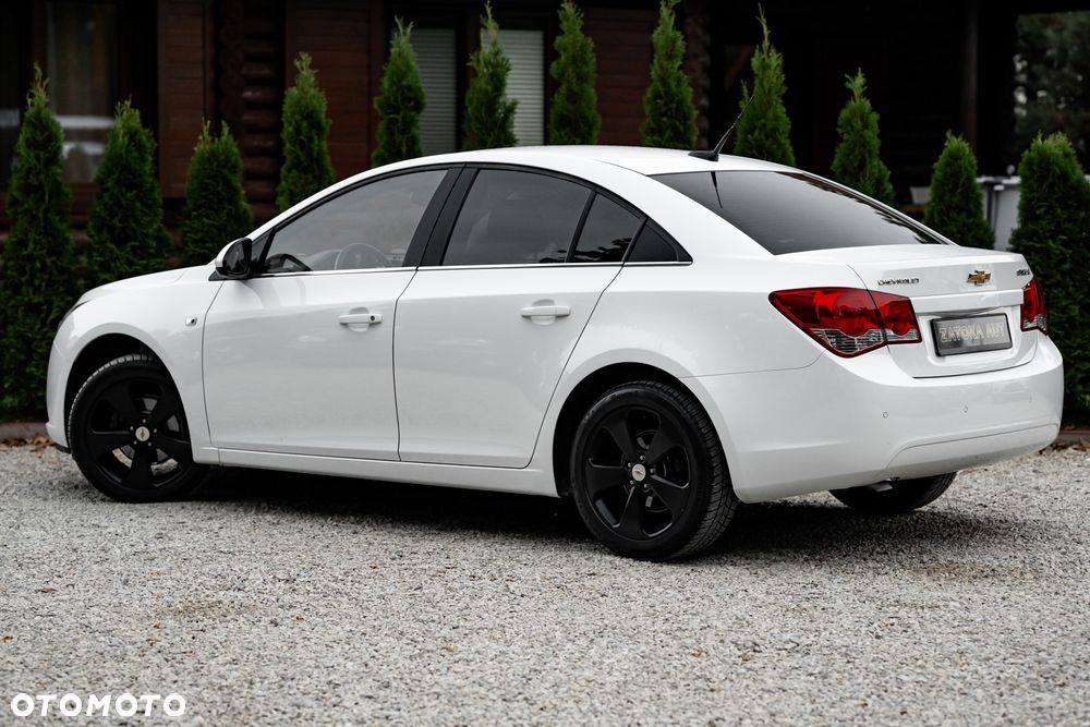 Chevrolet Cruze 1.8 LS - 14