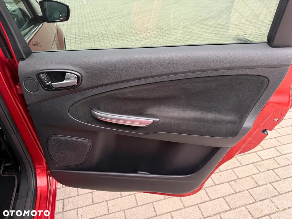 Ford Galaxy 2.0 TDCi Ghia - 34