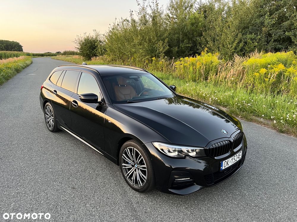 BMW Seria 3 330i xDrive M Sport - 14