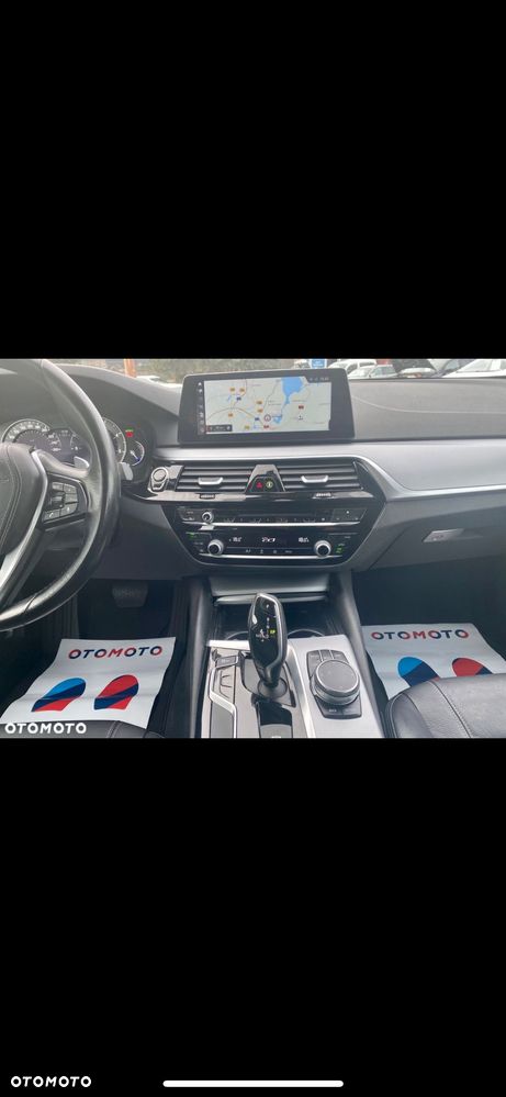 BMW Seria 5 520d Touring - 17