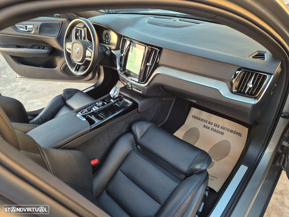 Volvo V60 2.0 T8 AWD TE Inscription - 48