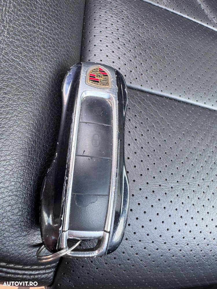 Porsche Cayenne Tiptronic S - 6