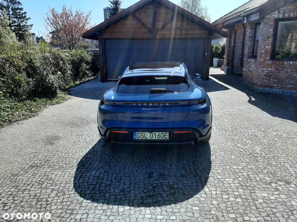 Porsche Taycan 4S - 7