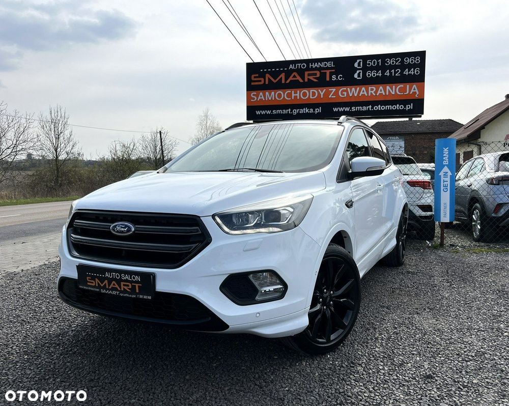 Ford Kuga 1.5 EcoBoost 2x4 ST-Line - 4