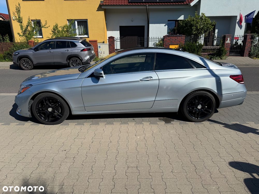 Mercedes-Benz Klasa E 350 4Matic 7G-TRONIC Performance - 4