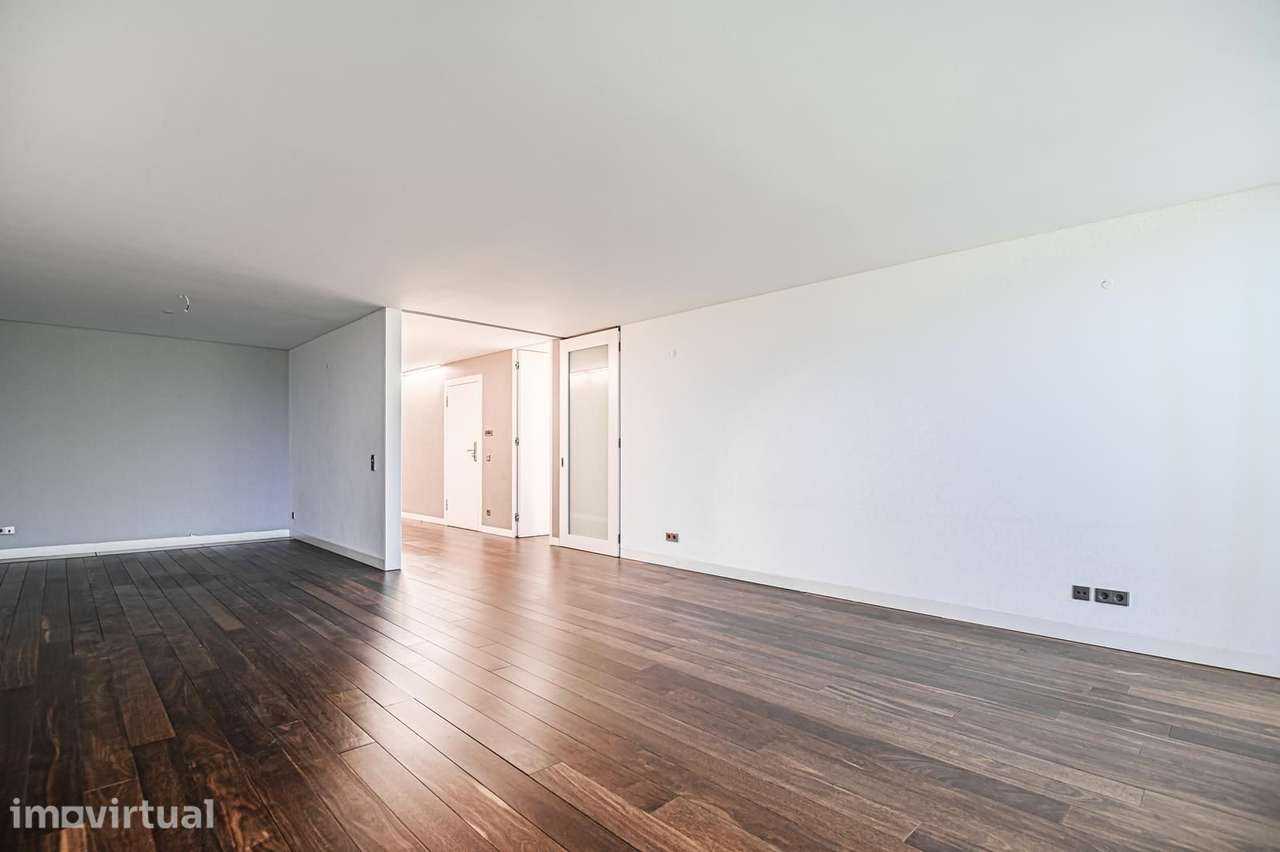 Apartamento T2 com piscina, Cascais - Grande imagem: 3/27