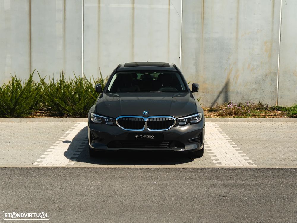 BMW 330 e Line Sport Auto - 3
