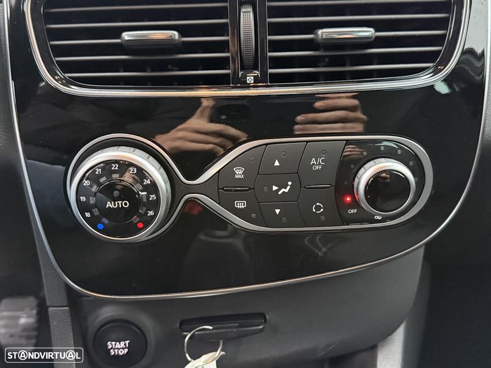 Renault Clio 0.9 TCE Limited - 27