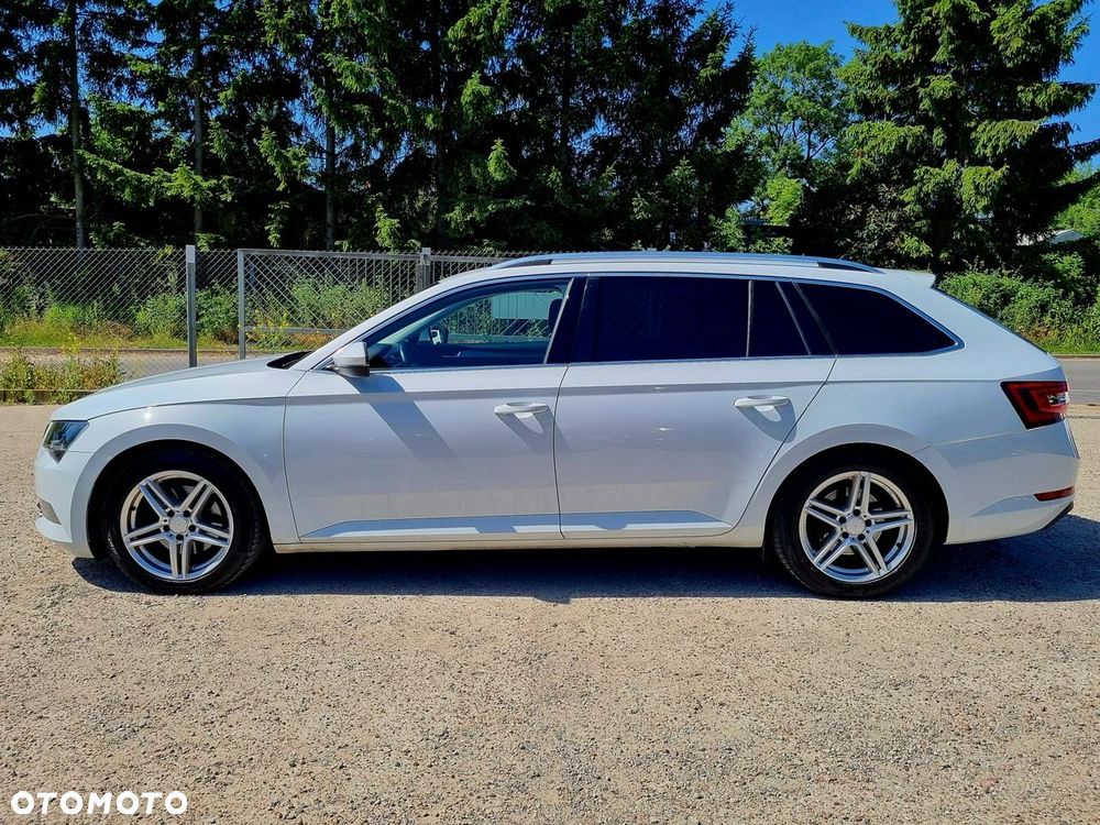 Skoda Superb 1.8 TSI Ambition DSG - 8