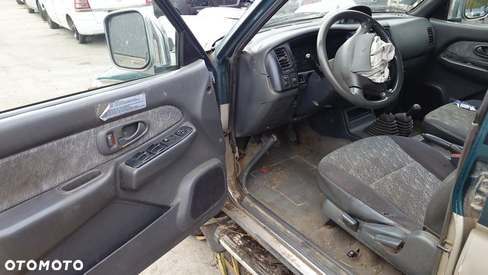 Mitsubishi L200 98R 2.5 105 KM NA CZĘŚCI - 7