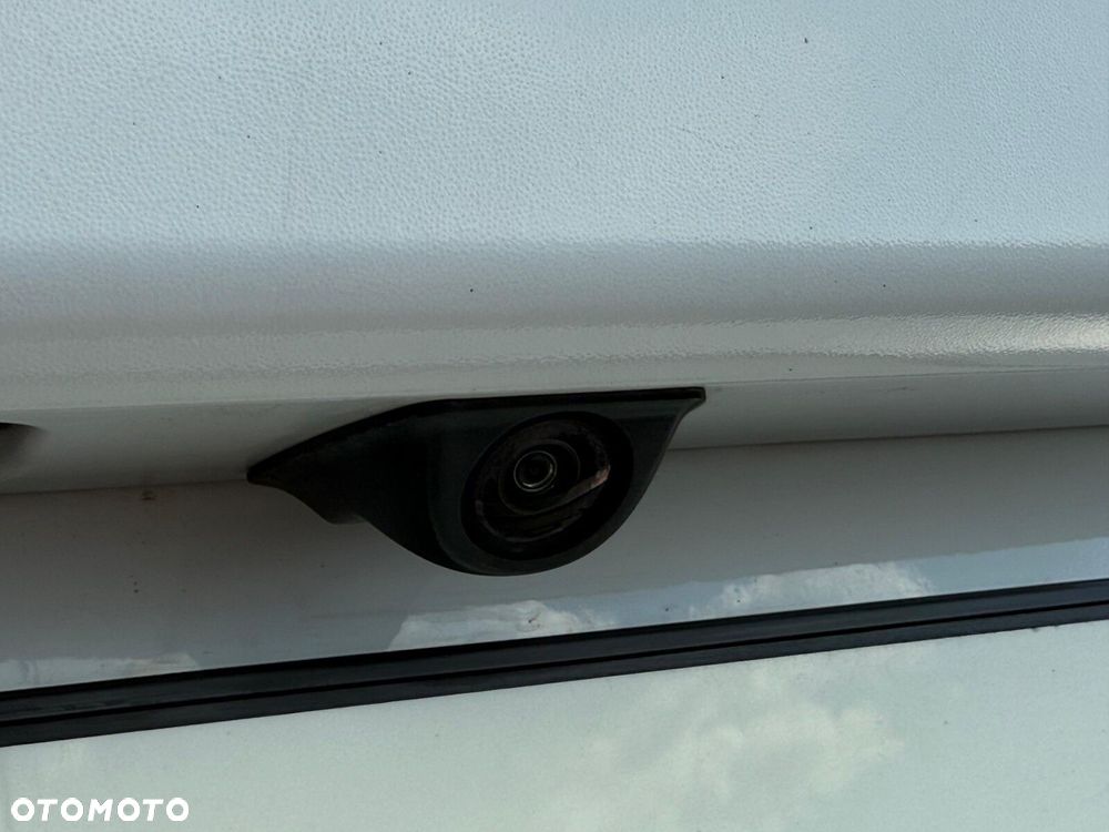 Ford Tourneo Connect Grand - 34